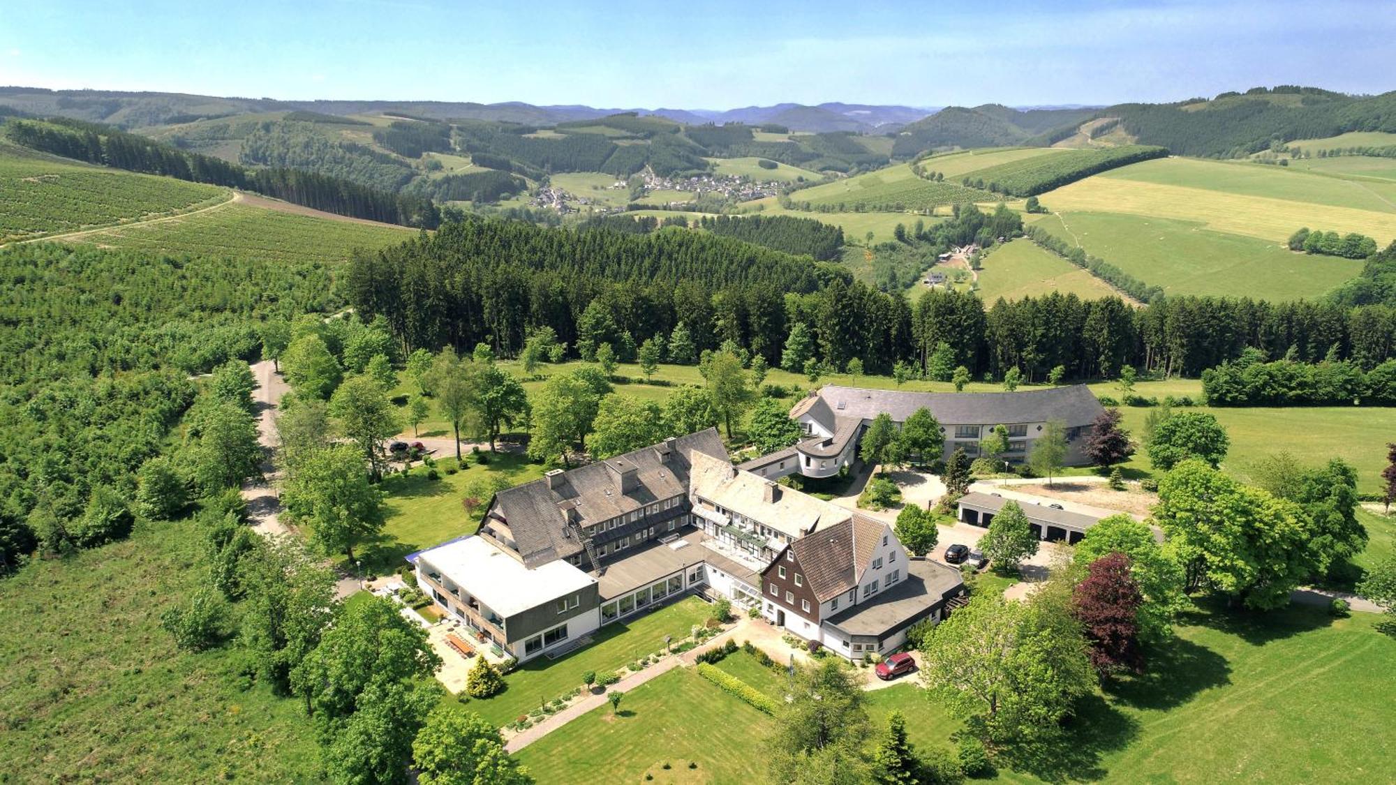 Berghotel Hoher Knochen Winterberg Exterior photo
